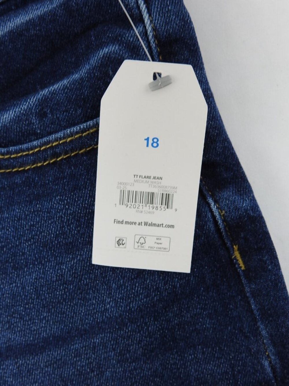 New Time and Tru Women's High Rise Flare Jeans Sz 18 32" Inseam Med Wash - Picture 3 of 4